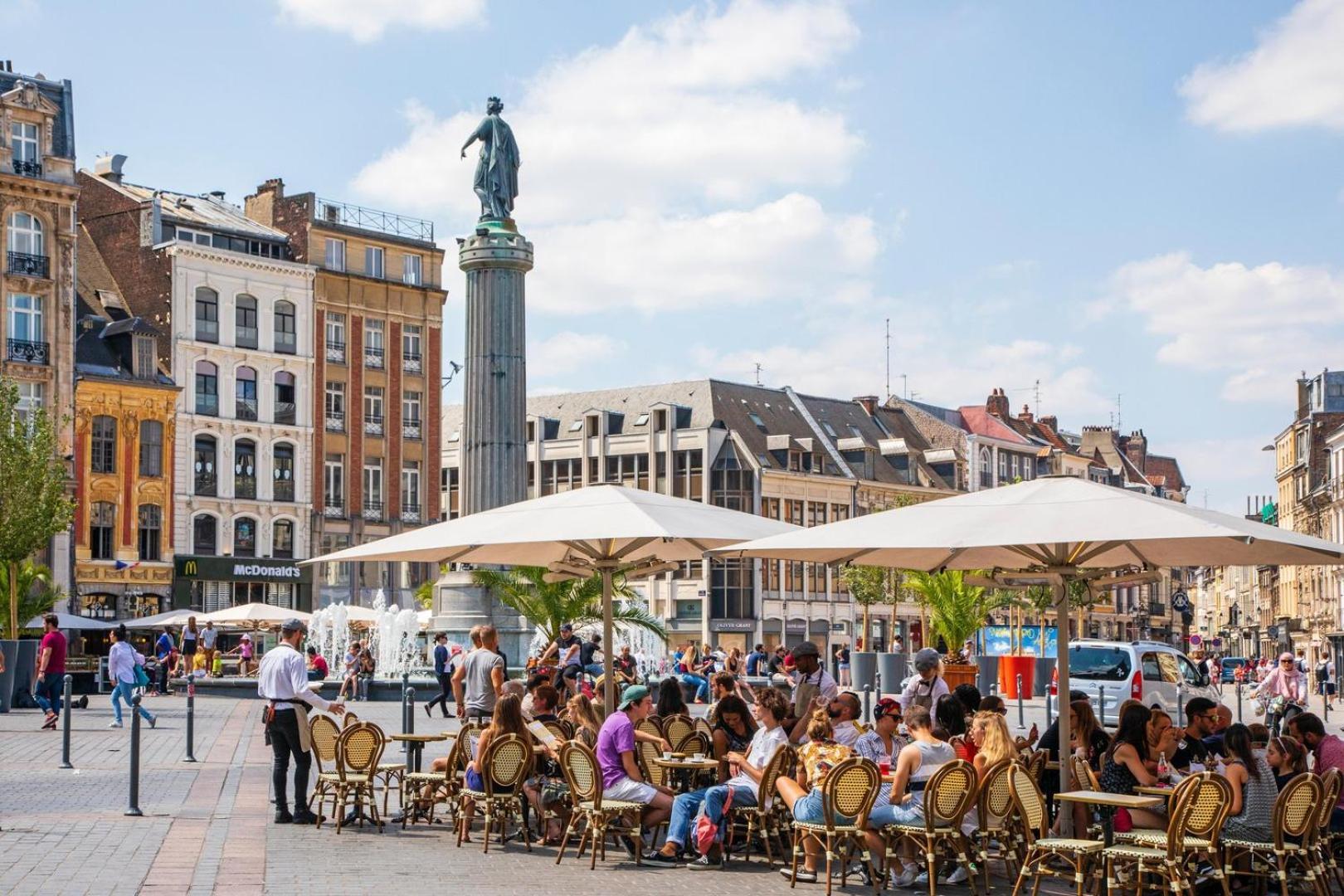 Old Lille: Charming Renovated Apartment Экстерьер фото